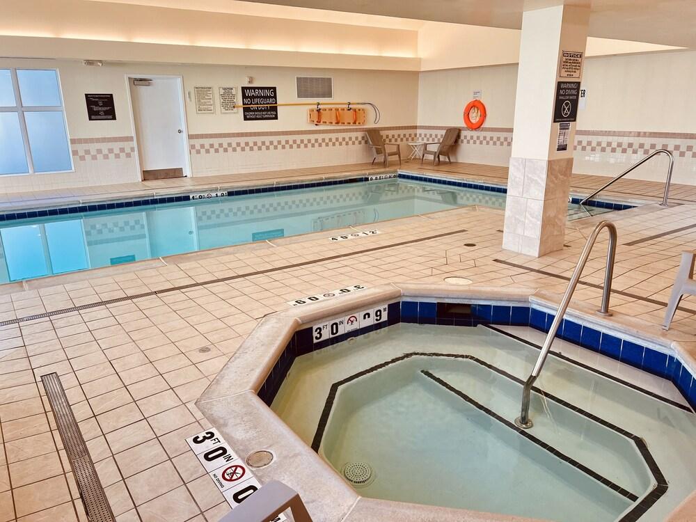 Residence Inn by Marriott Whitby - Indoor Pool