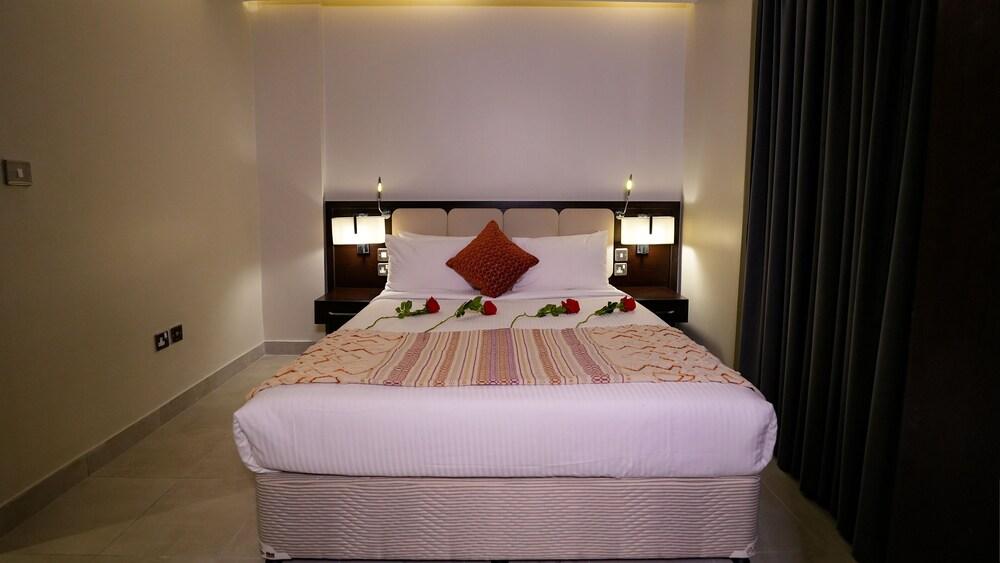 Saray Hotel Apartments - Room
