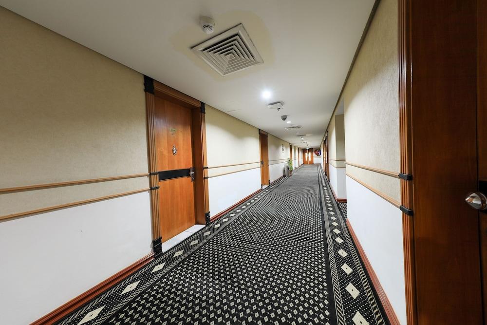 فندق ذا جورج أوتيل من سافرون، خور دبي - Hallway