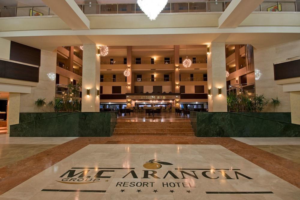 MC Arancia Resort Hotel - All Inclusive - Interior Entrance