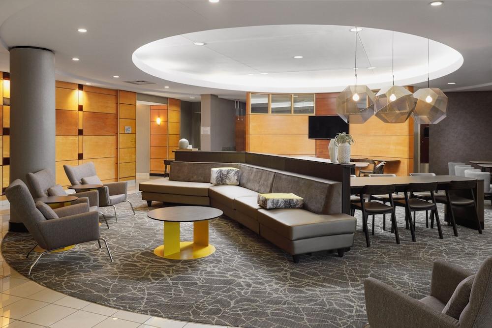 SpringHill Suites by Marriott Knoxville at Turkey Creek - Lobby
