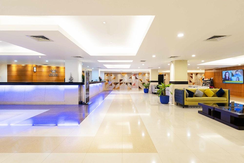 Dhaka Regency Hotel & Resort - Lobby