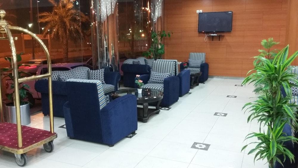 Aknan Suites - Lobby Lounge