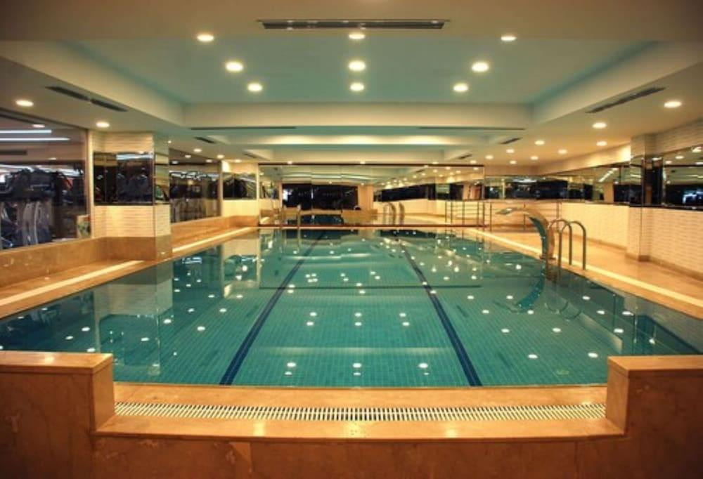 Hurry Inn Merter Istanbul - Indoor Pool