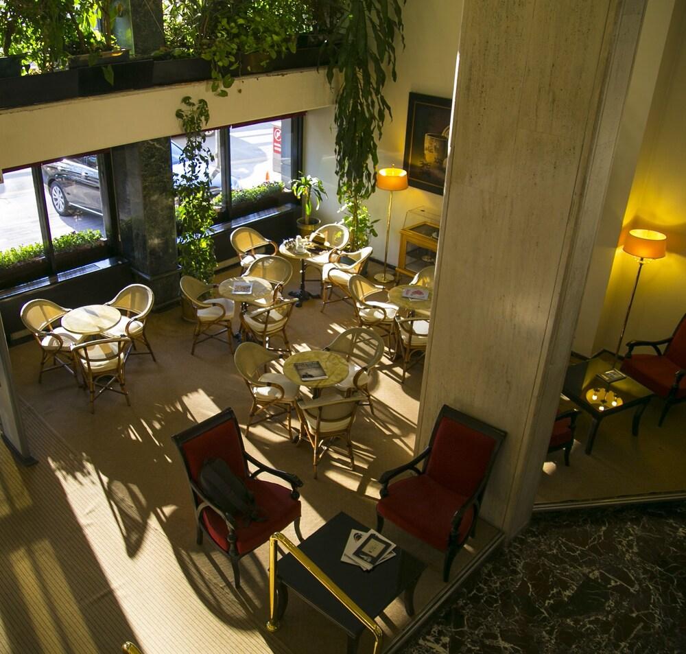 Hotel Best - Lobby Lounge