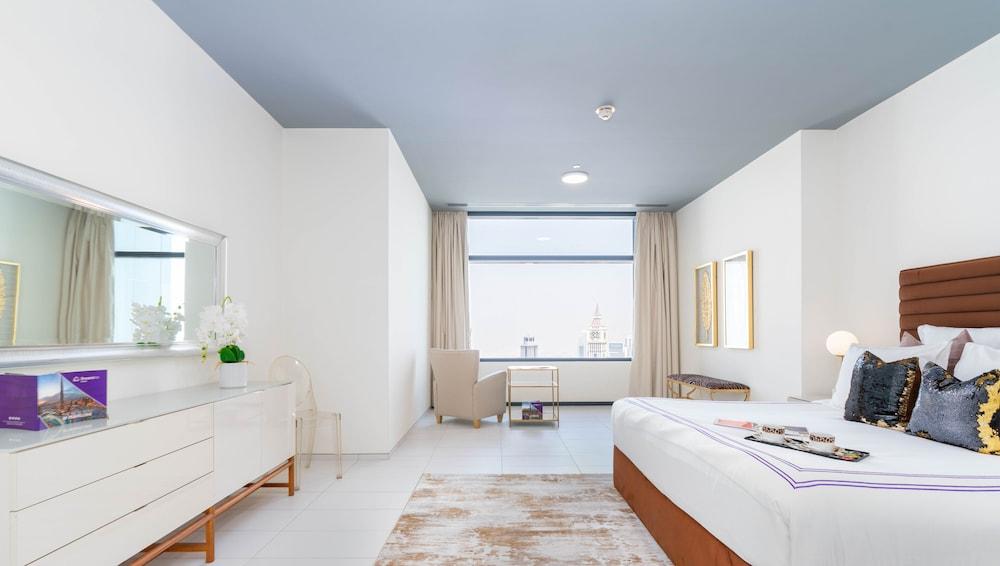 Dream Inn Dubai Apartments - Index Tower - Room