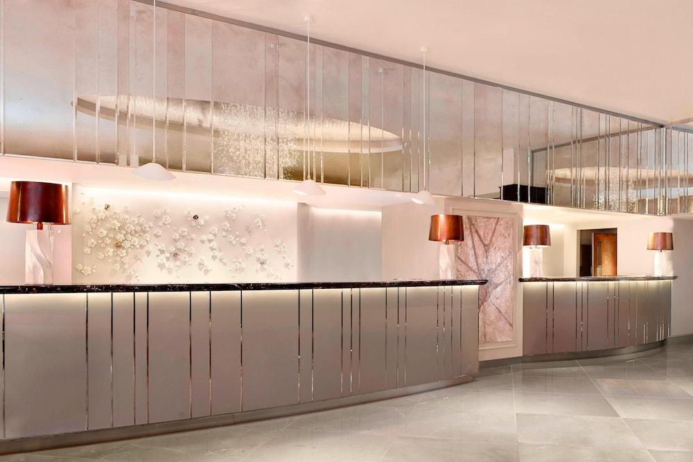 The Park Tower Knightsbridge, A Luxury Collection Hotel - Lobby