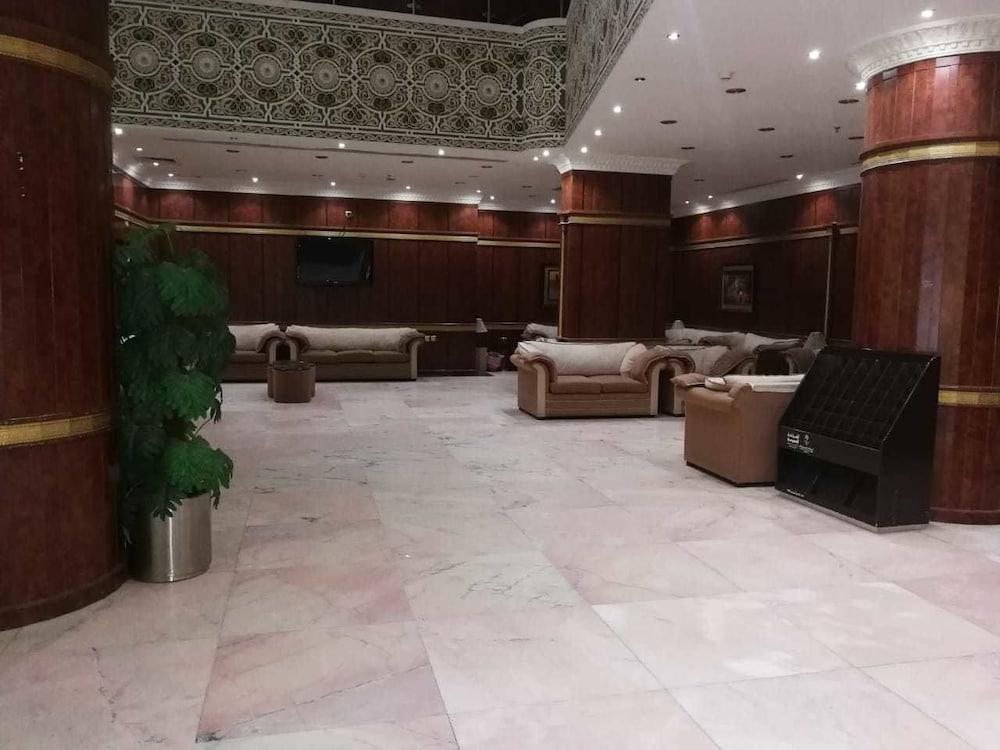 Orooq Al Thahab Al Makkeya - Lobby