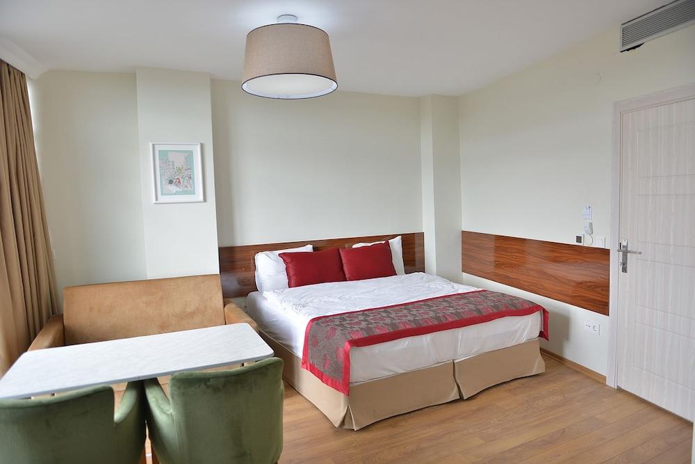 Bude Suite - Room