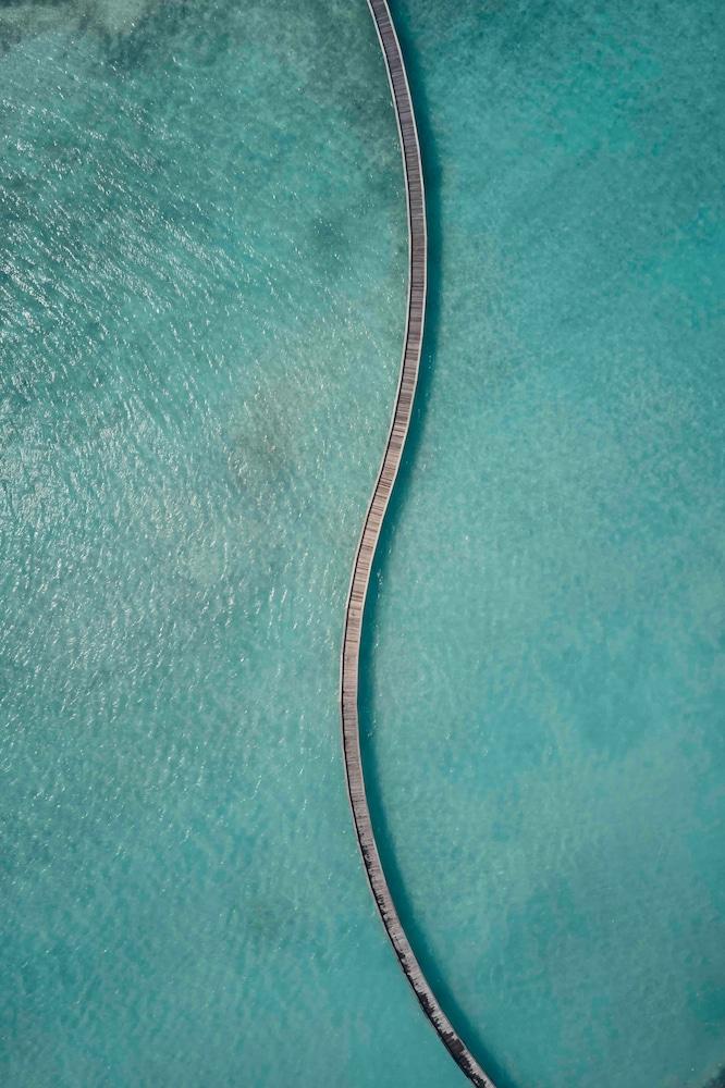 باتينا مالديفز، فاري آيلاندز - Aerial View