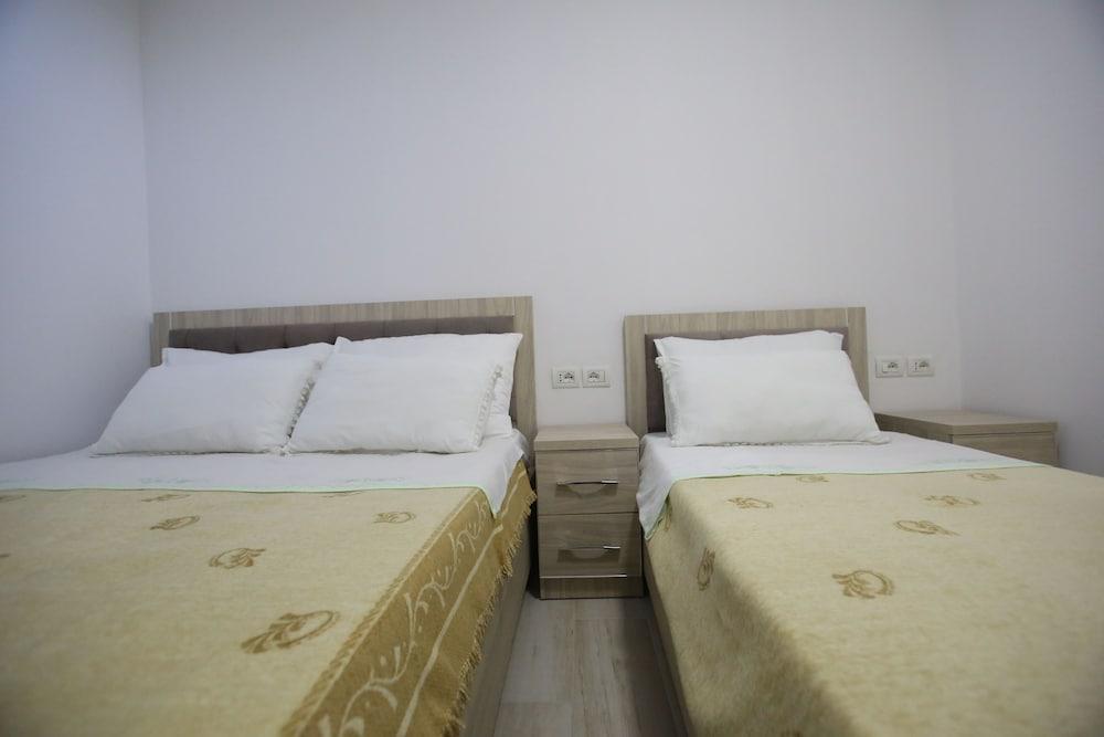 Idrizi Apartment - Room