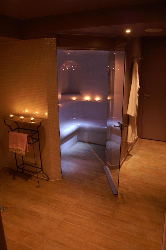 Hotel Le Six - Steam Room