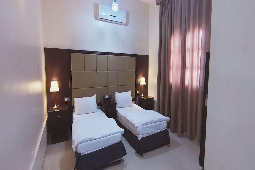 Khorfakkan Hotel Apartments - Room