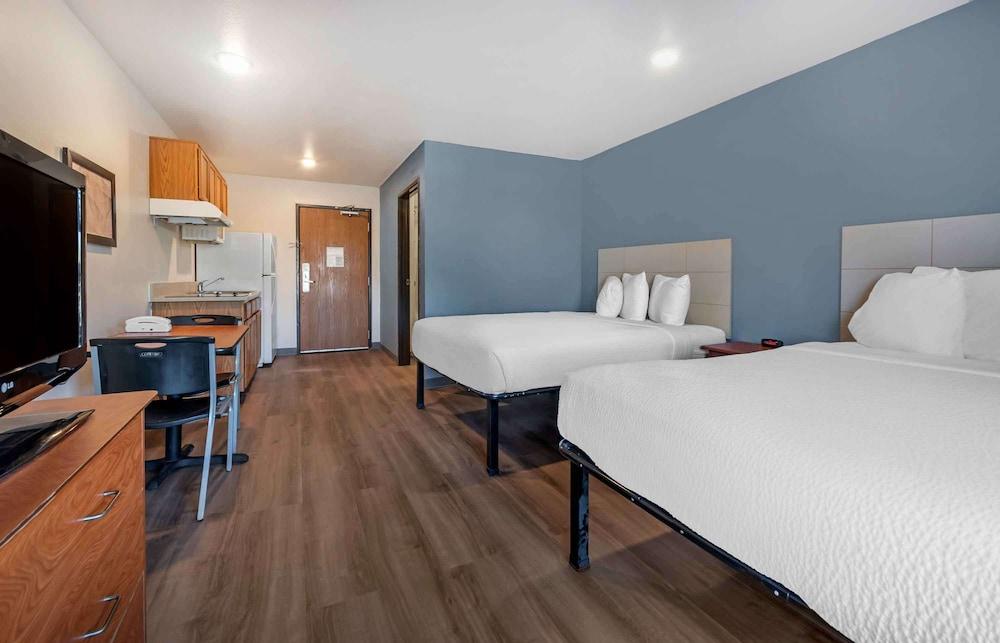 Extended Stay America Select Suites - Orlando - Sanford - Airport - Room
