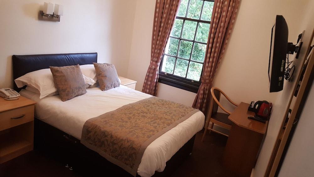 McLays Guest House - Room