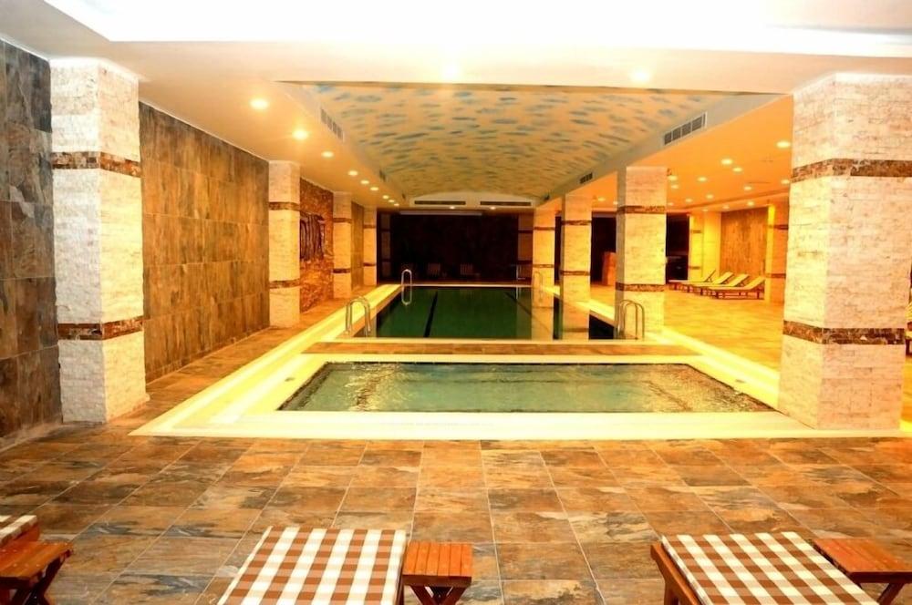 Divalin Hotel - Indoor Pool