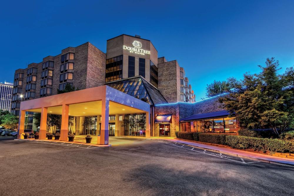 DoubleTree by Hilton Hotel Memphis - Featured Image