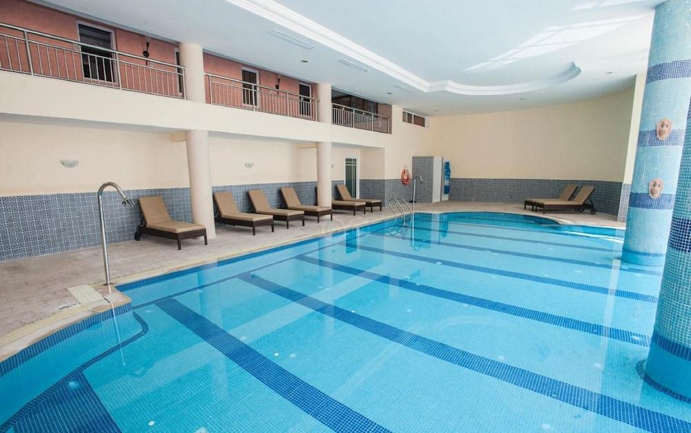 Hotel Lella Meriam - Indoor Pool