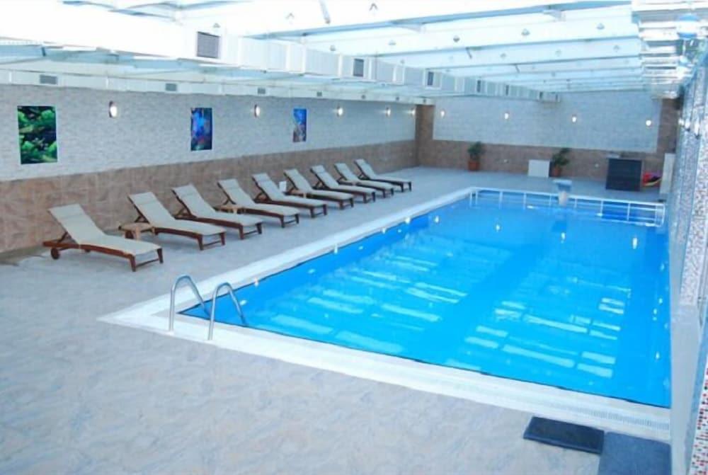 جراند هوتل تيسك - Indoor Pool