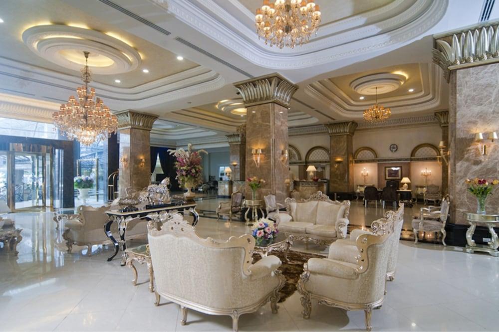 LK The Empress Pattaya - Lobby Lounge