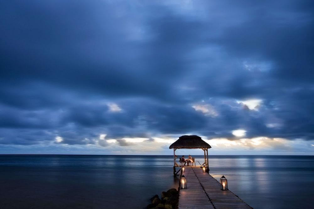 OUTRIGGER Mauritius Beach Resort - Exterior