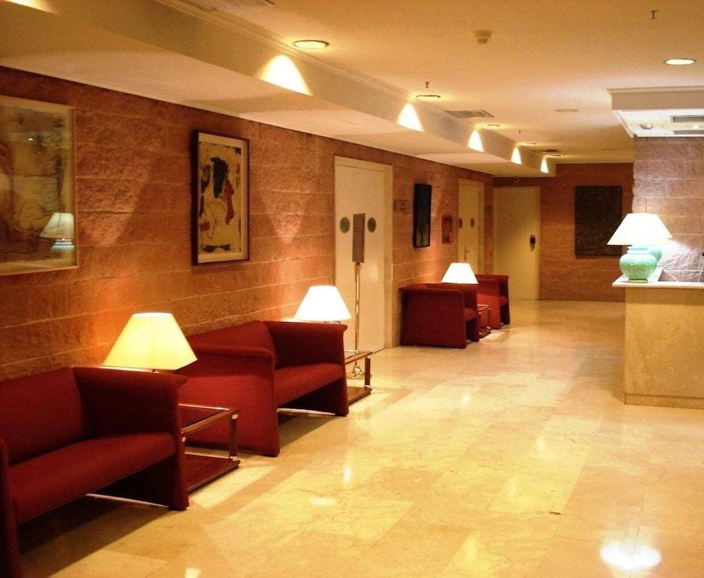 Hotel Majadahonda - Lobby