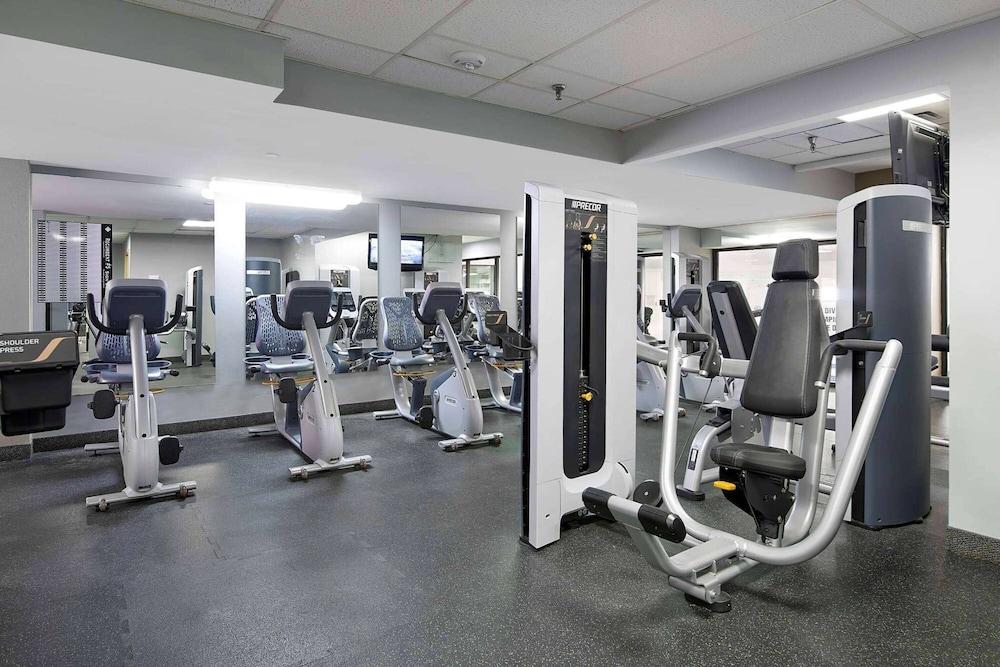 Wyndham Edmonton Hotel and Conference Centre - Fitness Facility