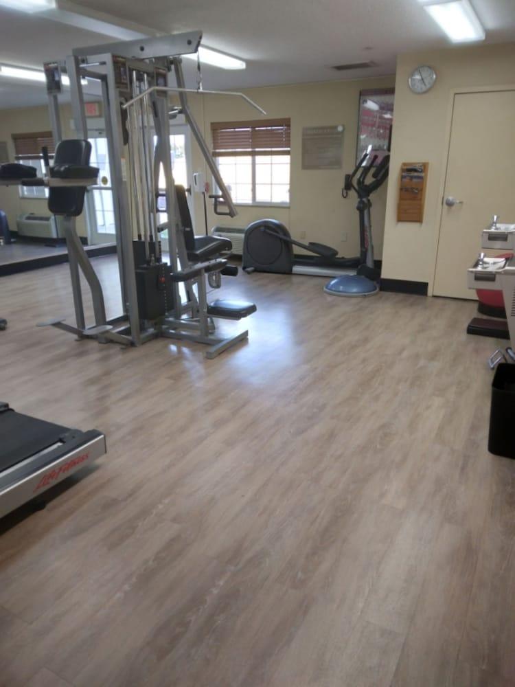 Candlewood Suites Harrisburg I-81 - Hershey Area, an IHG Hotel - Fitness Facility