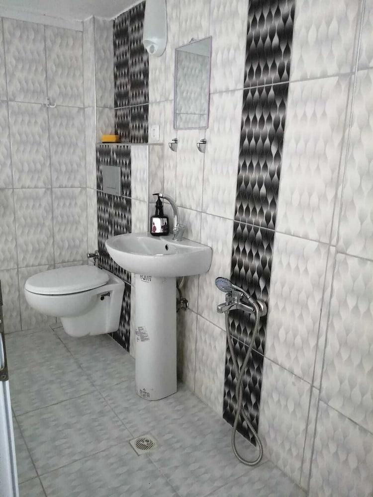 KARSU APART PANSİYON - Bathroom