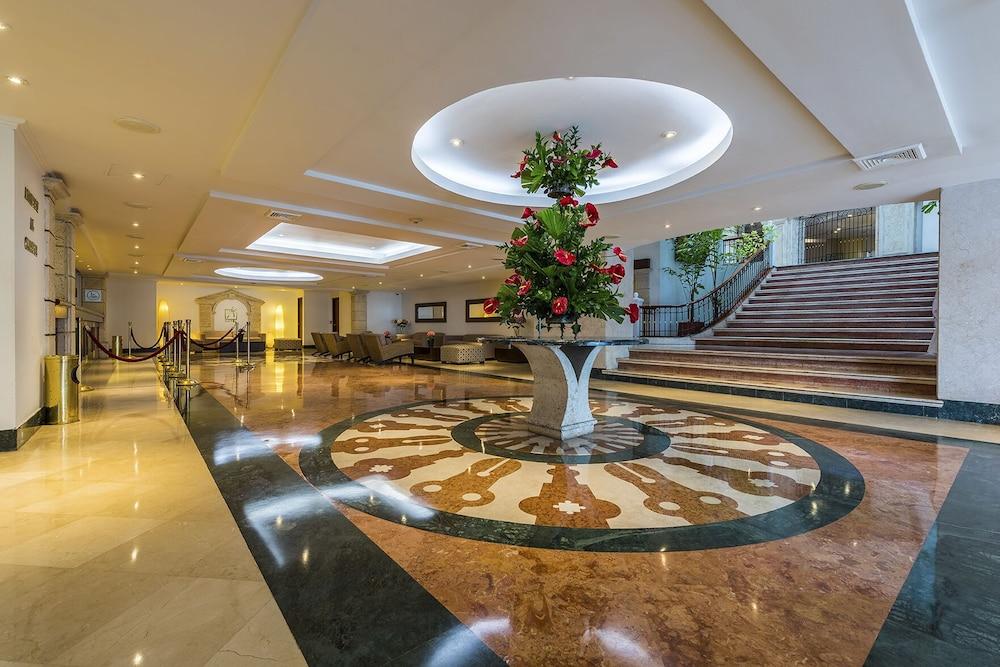 Hotel Almirante Cartagena - Colombia - Lobby