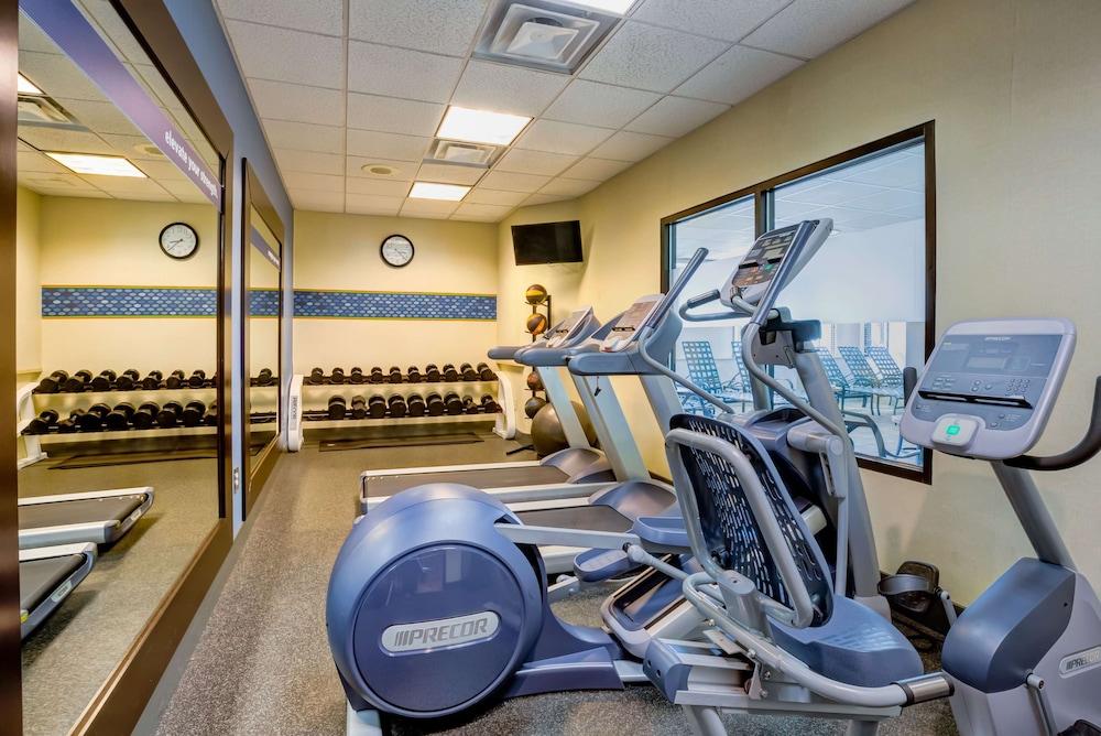 Hampton Inn Boston - Norwood - Fitness Facility