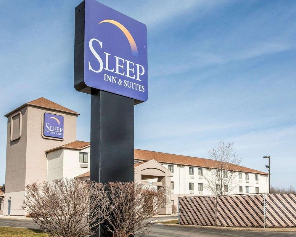 Sleep Inn & Suites Near I-90 and Ashtabula - Featured Image