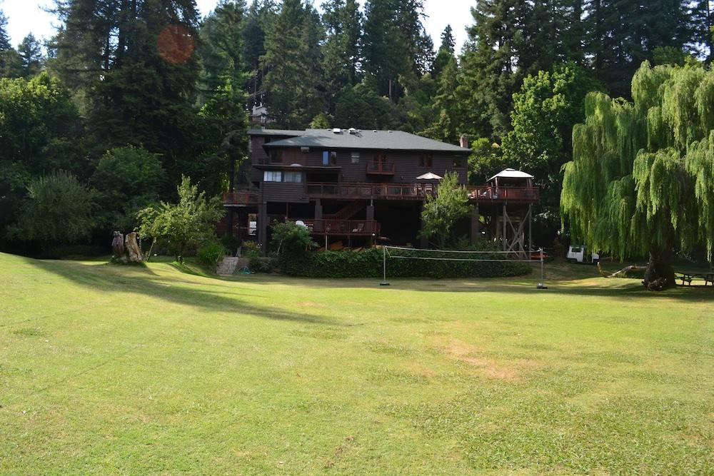 Guerneville Lodge - Featured Image