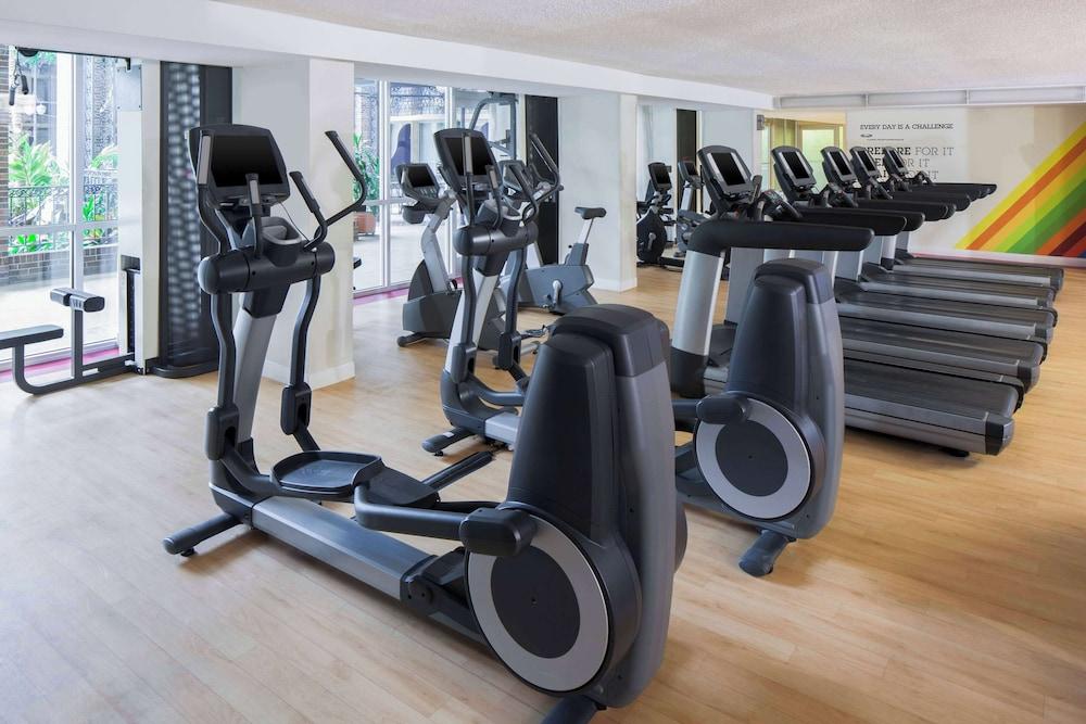 Courtland Grand Hotel, Trademark Collection by Wyndham - Fitness Facility