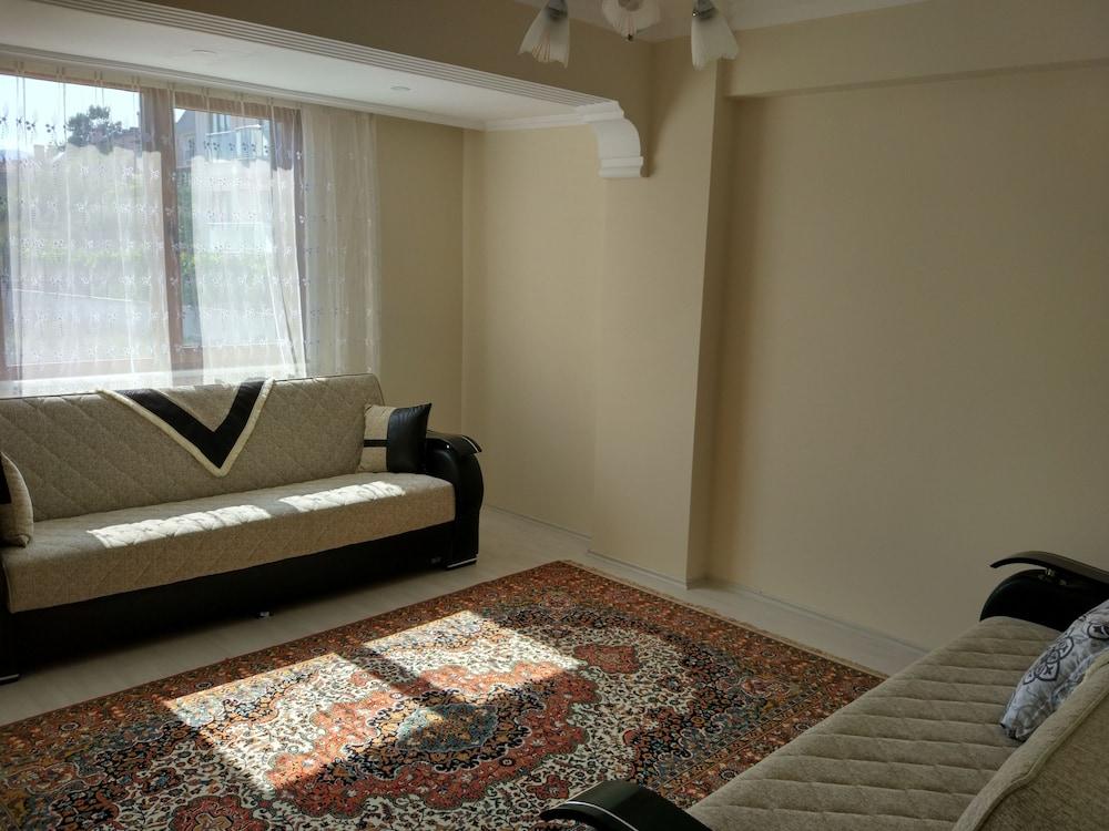 Lavanta Apartment - Living Room
