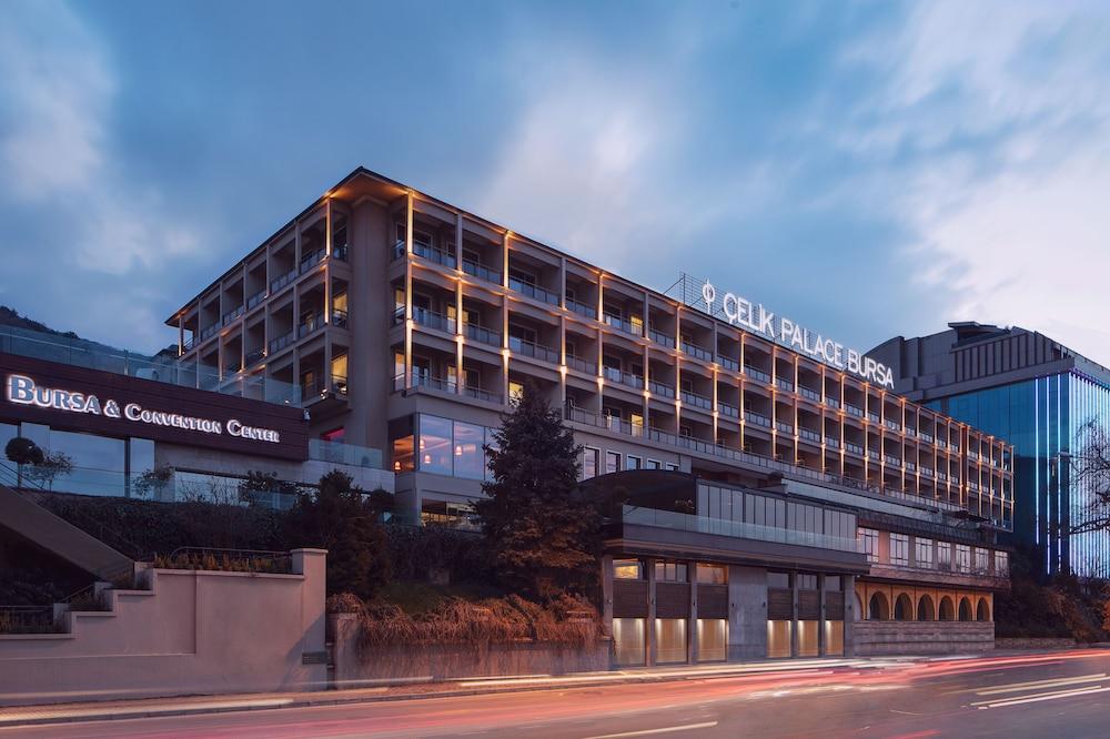 Celik Palace Hotel Convention Center & Thermal SPA - Exterior