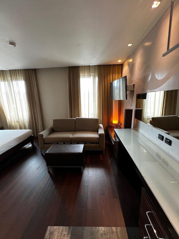 Axolute Comfort Hotel - Room
