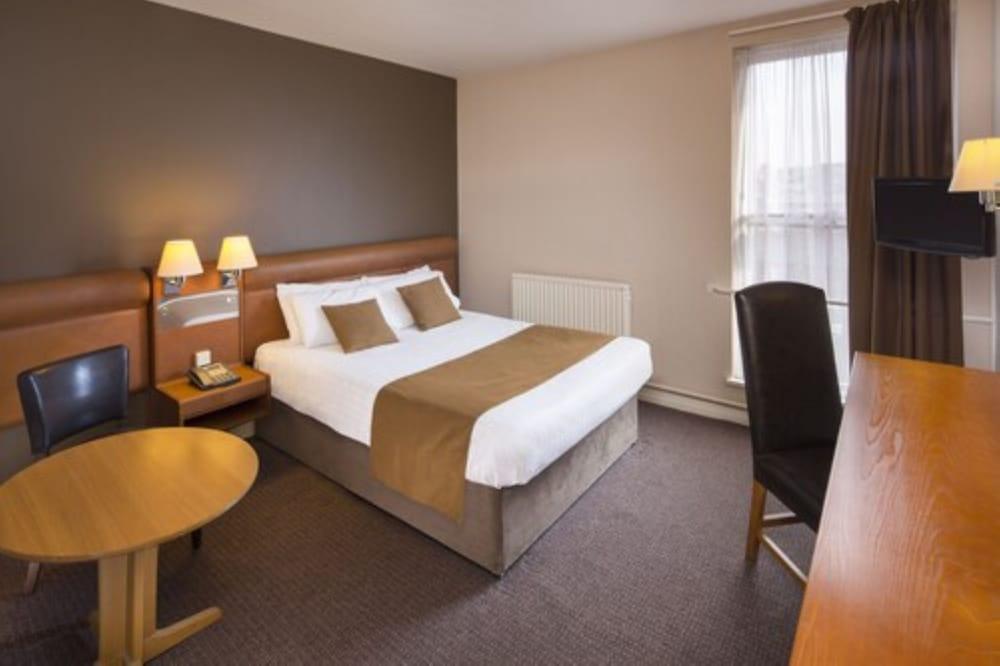 Corus St James Hotel Grimsby - Room