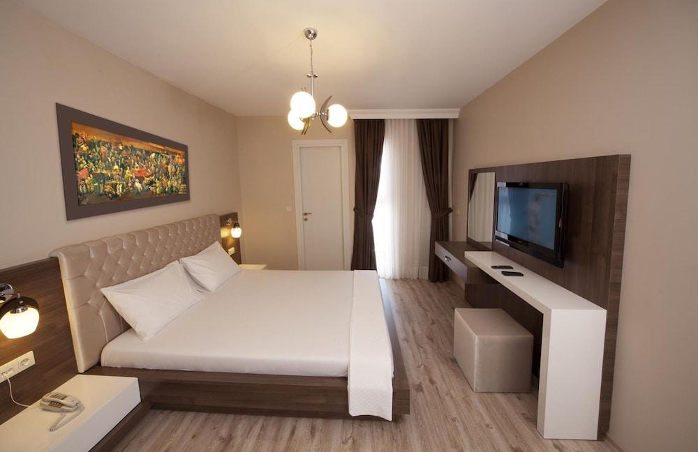 Golf Royal İstanbul Residence - Room