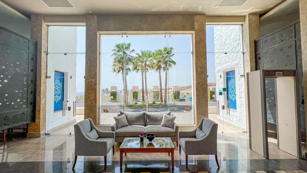 Sharm Club Beach Resort - Lobby Sitting Area