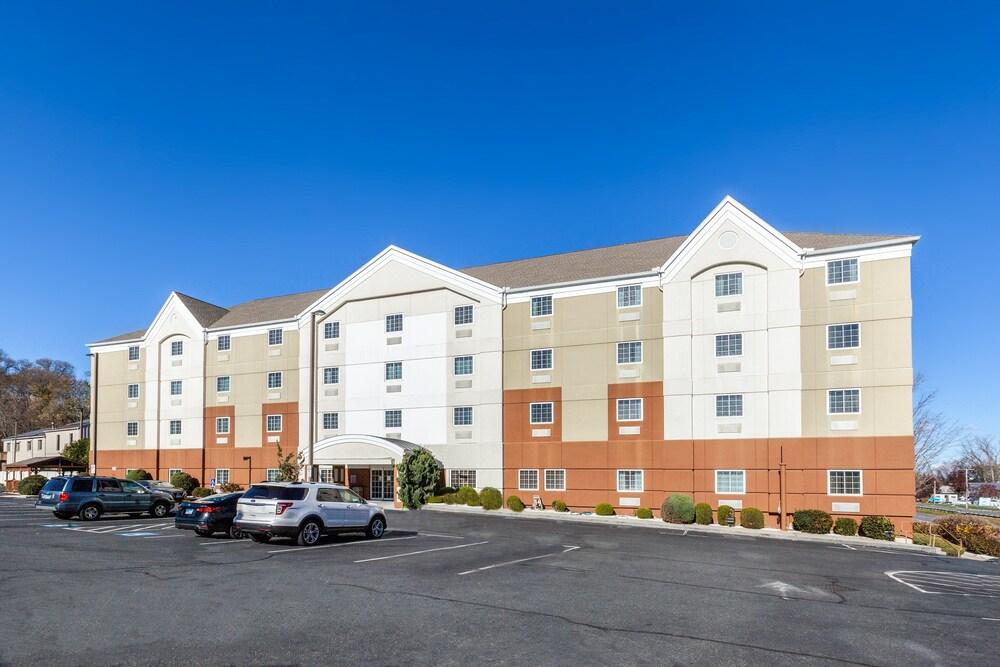 Candlewood Suites West Springfield, an IHG Hotel - Exterior