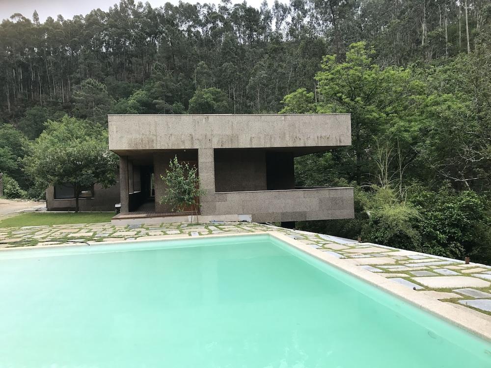 موليرو دا كوستا ما - Natural Pool