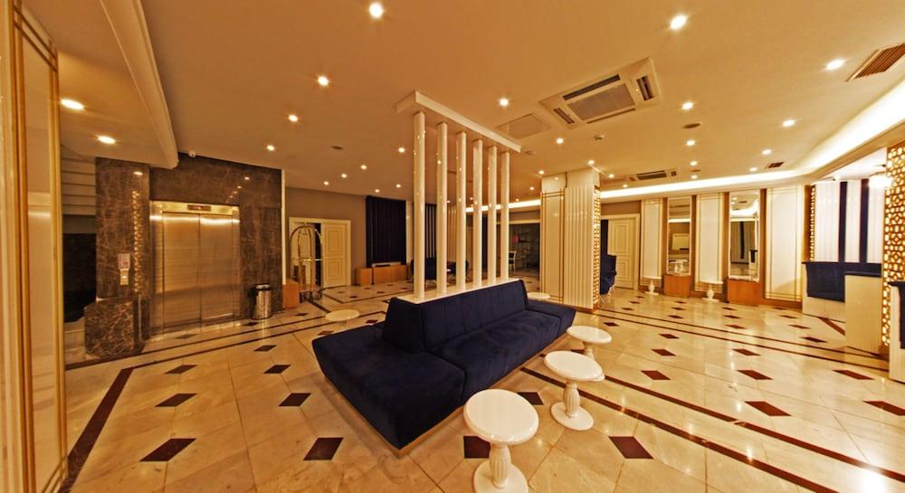 Mara Palace Hotel - Lobby