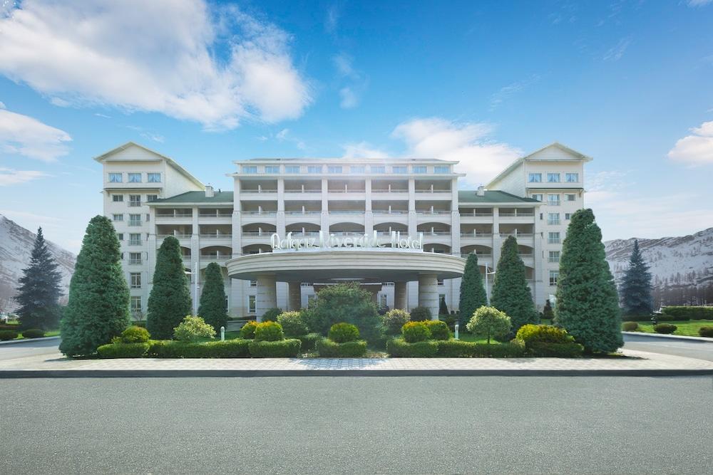 Qafqaz Riverside Resort Hotel - Exterior