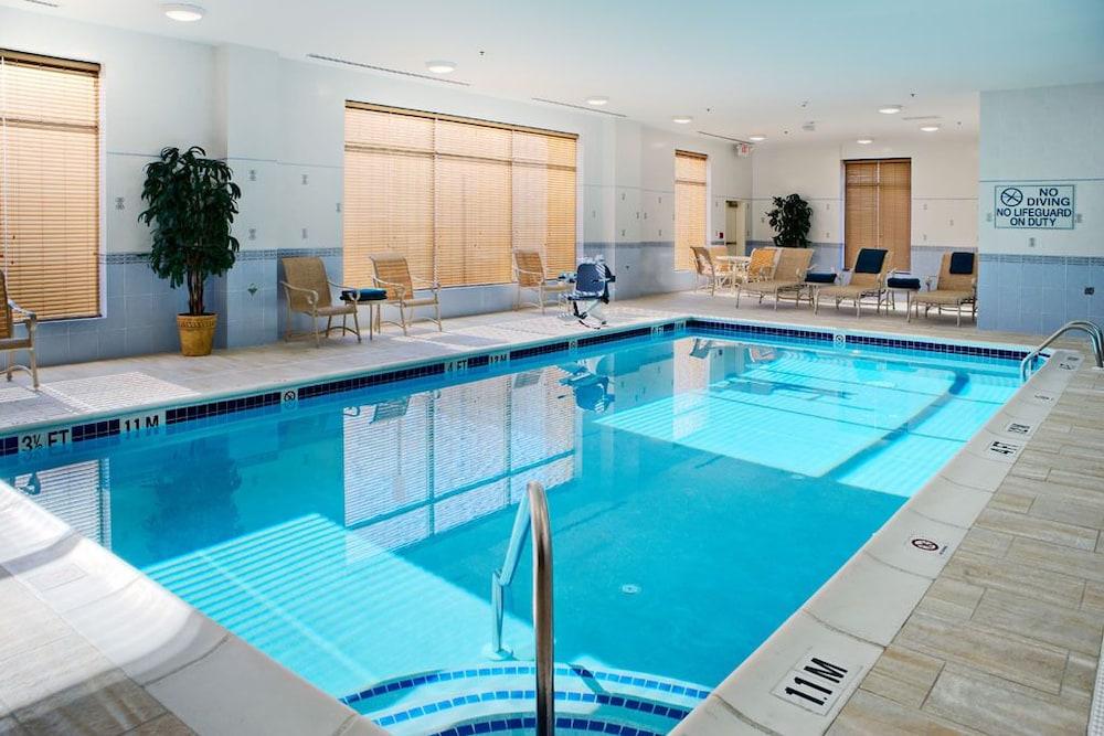Homewood Suites by Hilton East Rutherford - Meadowlands - Indoor Pool