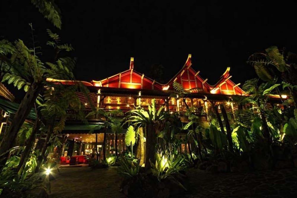 Jadul Adarapura Resort & Spa - Featured Image