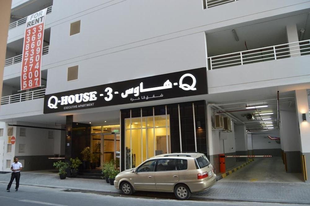 OYO 104 Q House 3 Apartments - Featured Image