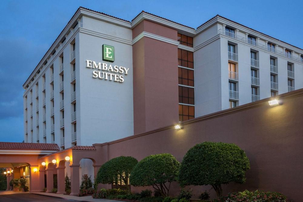 Embassy Suites Hotel Baton Rouge - Exterior
