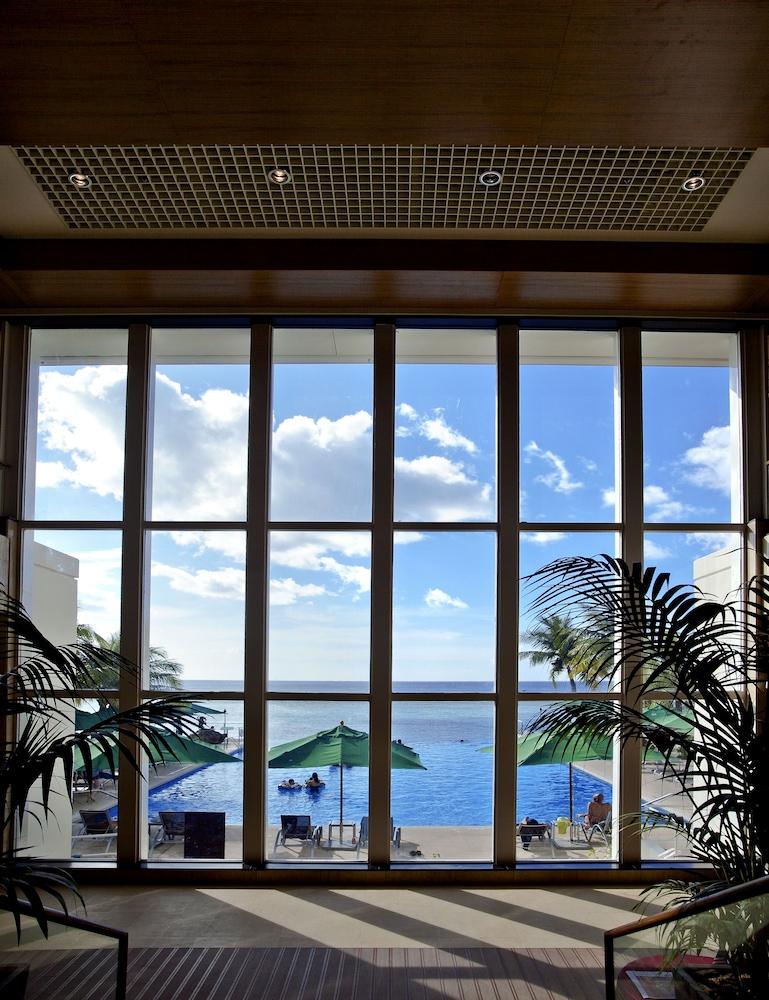 Guam Reef Hotel - Lobby