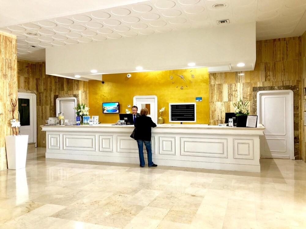 Hotel TRH Paraiso - Lobby